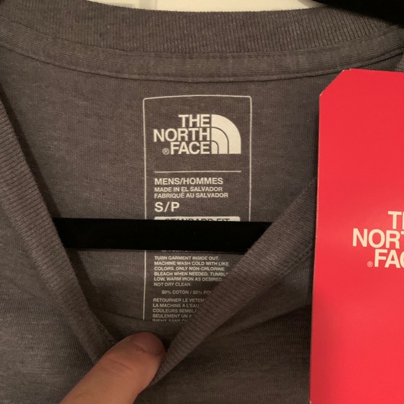 North Face Day Three Performance Tee - Picture 7 of 7